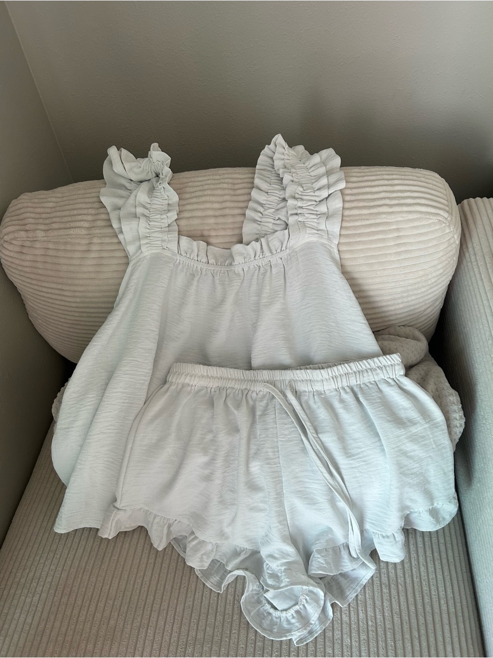 Kids Ruffled Tank Top & Shorts Set - White